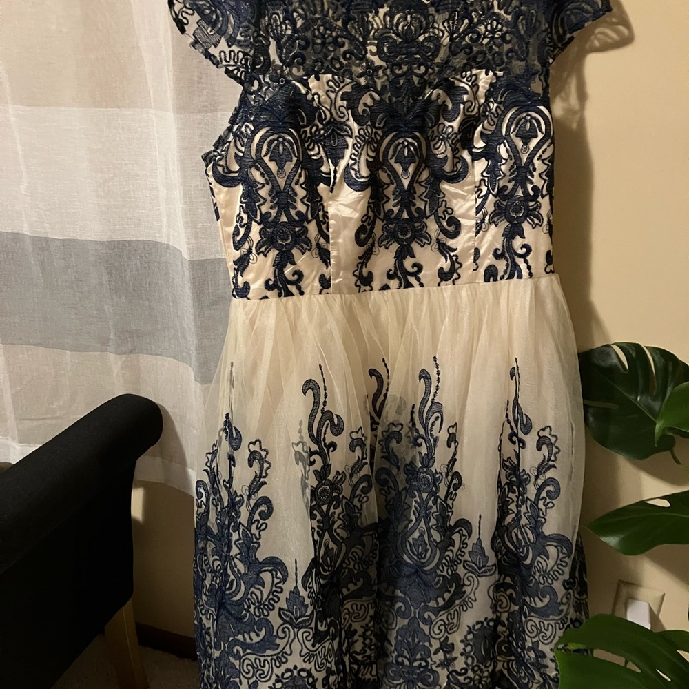 Vintage Formal Cream Lace Dress with Navy Embroidered Accents